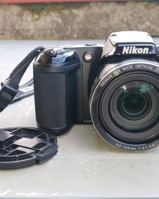 NIKON COLPIX L810 + custodia 