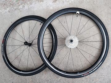 Ruote Giant SLR1 30mm Carbon Tubeless Rim brake