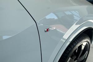 Q2 35 2.0 tdi Identity Black s-tronic