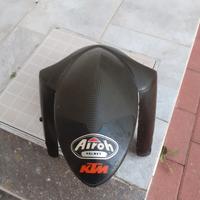 Parafango ant in carbonio superduke