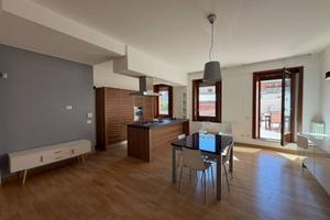 Appartamento di 100 m² con 3 locali a Palermo