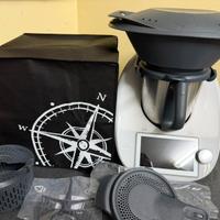 Bimby TM6 con copertura e tutti gli accessori