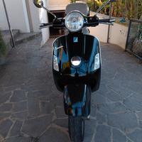 VESPA GTS 250