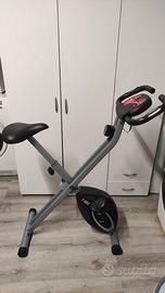 Cyclette pieghevole