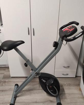 Cyclette pieghevole