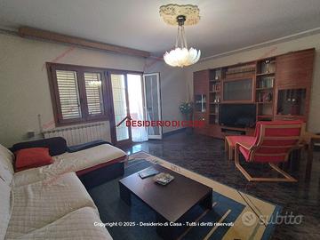 Appartamento, Santo Stefano di Camastra.