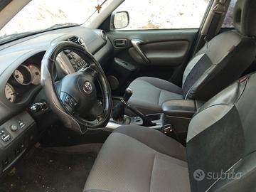 TOYOTA RAV4 suv /fuoristrada