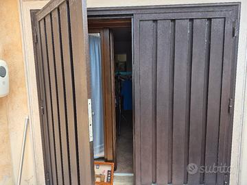 Porta in ferro per vano tecnico - garage 