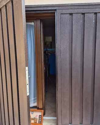 Porta in ferro per vano tecnico - garage 