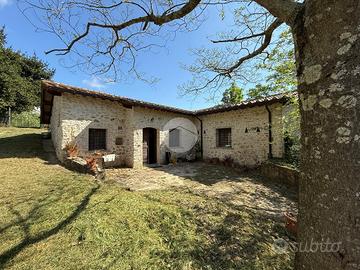 CASA INDIPENDENTE A TARANO