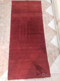 Tappeto persiano rosso