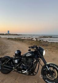 Suzuki Marauder vz 800 customizzato Bobber