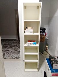 mobiletto IKEA a giorno