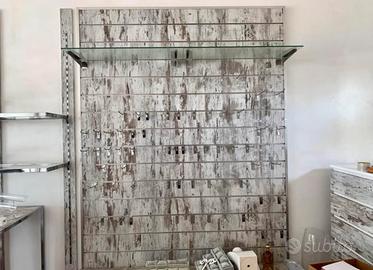 Arredamento negozio abbigliamento