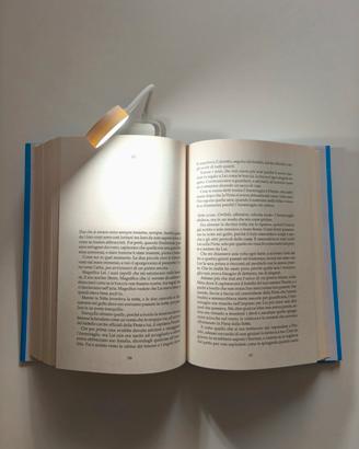 Luce da lettura a LED ricaricabile per libri nuova
