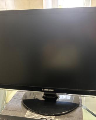 Pc hp e monitor samung 20pollici