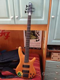 Basso ibanez e amplificatore Marshall 150W