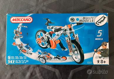 Gioco di costruzioni “Meccano”.