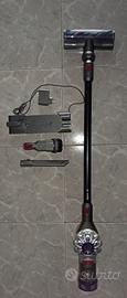 Scopa elettrica Dyson V8 - con accessori