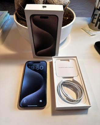 iPhone 15 Pro Titanio Naturale