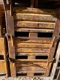 CASSONI IN FERRO - 8 pezzi