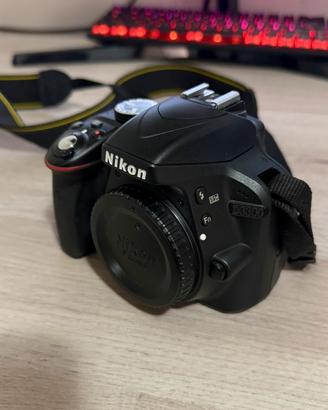 Nikon D3300 + obbiettivo 18/55
