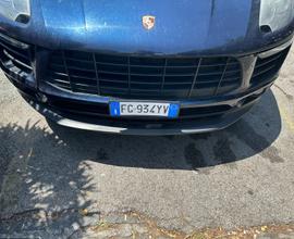 PORSCHE Macan - 2017