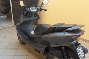 YAMAHA MAJESTY 125