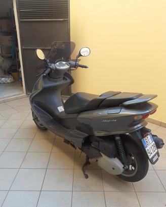 YAMAHA MAJESTY 125