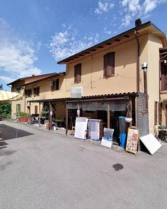Immobile in asta di 581 m² con più di 5 locali e b