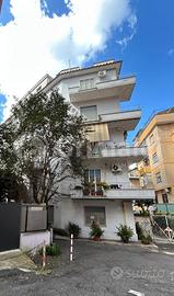 Appartamento Roma [METRO BATTISTINIVRG]