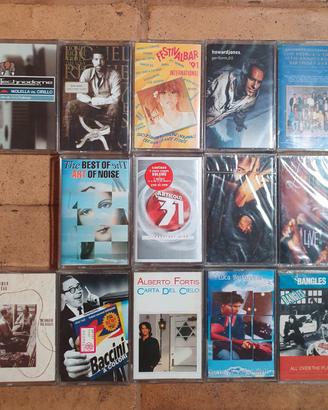 14 musicassette vintage,nuove, ancora sigillate!