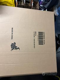 Hot toys batman mms 702