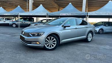 Volkswagen Passat 2.0 TDI Highline BlueMotion KM C