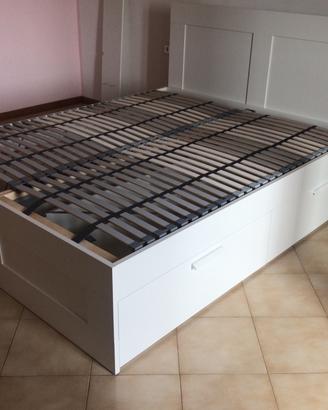 Struttura letto matrimoniale