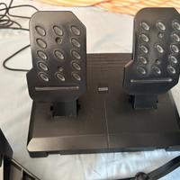 Volante con pedaliera Hori