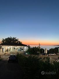 Locale ristorante attrezzato a due piani