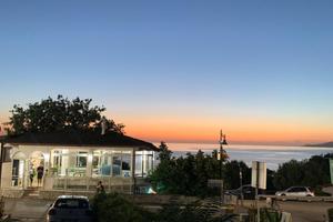 Locale ristorante attrezzato a due piani