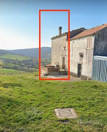 Casa di campagna con terreno