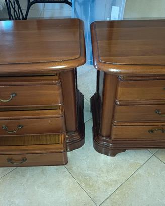 coppia comodini legno massiccio 