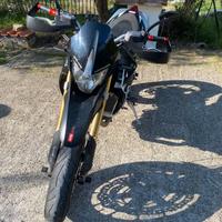 Aprilia dorsoduro 750