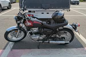 KAWASAKI W800 