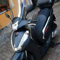 scooter honda sh 300 