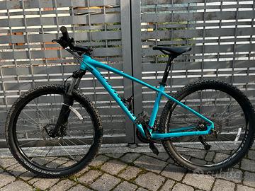 Bicicletta Specialized Rockhopper