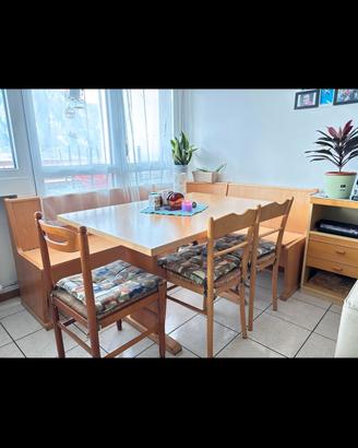 tavolo con cassapanca in legno 