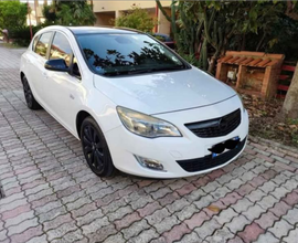 Opel Astra j Turbo Benz/Gpl
