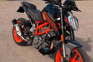 KTM Duke 125