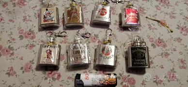 8 portachiavi fiaschette in acciaio marche liquori