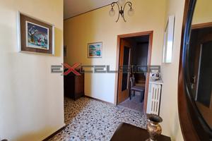 CAVARZERE: appartamento al primo piano
