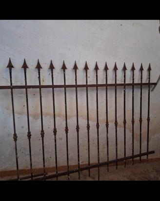 ringhiera in ferro pieno  